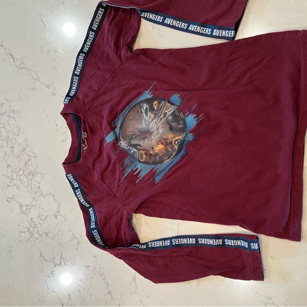 Avengers holographic appliqué shirt